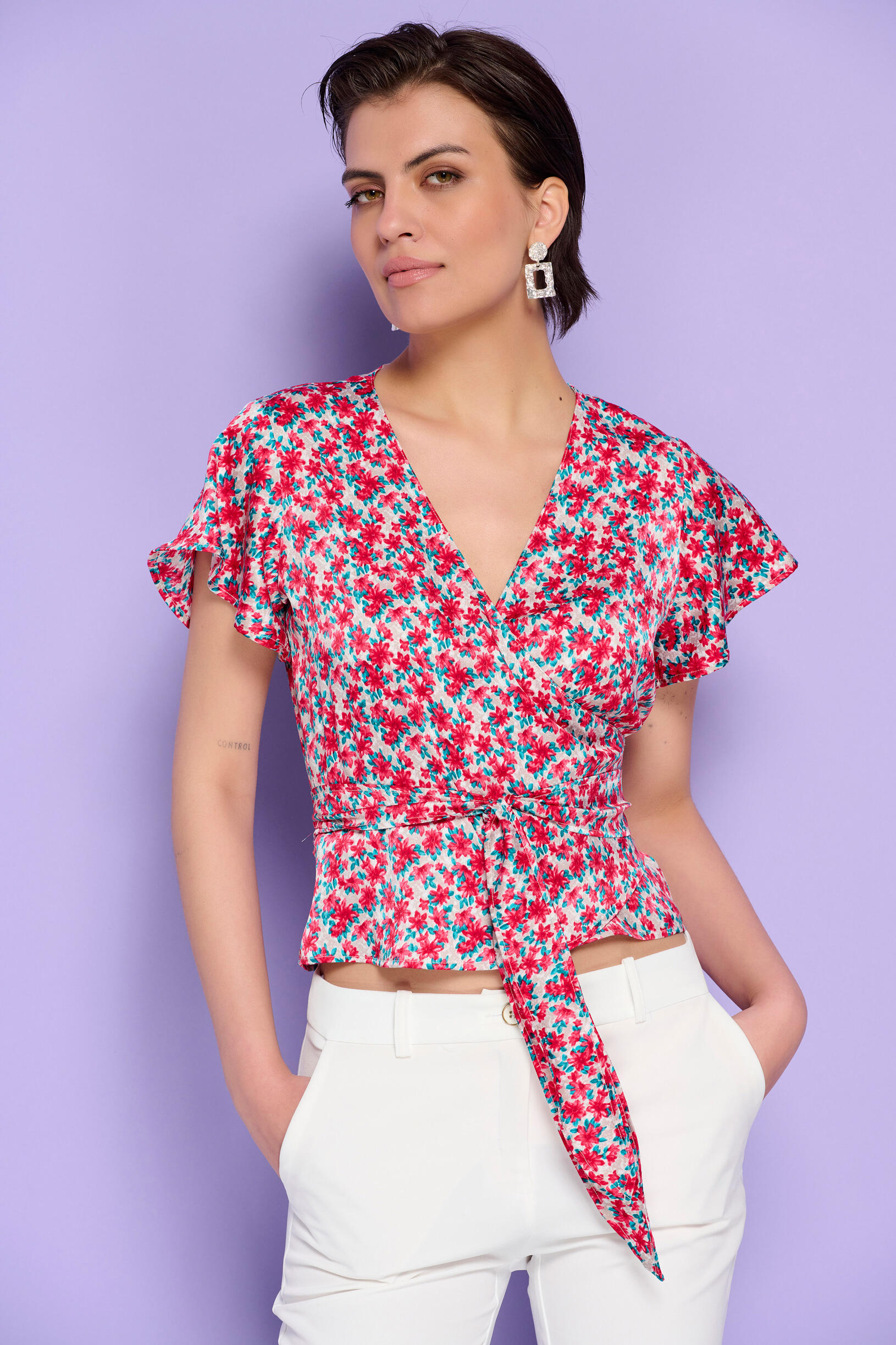 Μπλούζα κρουαζέ με floral μοτίβο | Γυναικεία Ρούχα Bill Cost